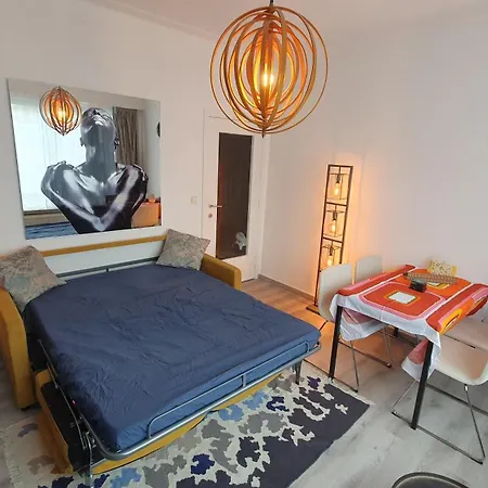 Hideaway, Outside Of Emission Zone * Anversa